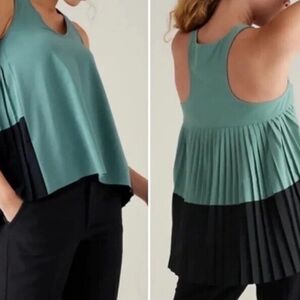 Athleta womens sleeveless top size L